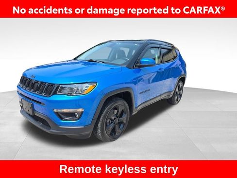 Used 2018 Jeep Compass Latitude w/ Popular Equipment Group AWD/4WD image 1