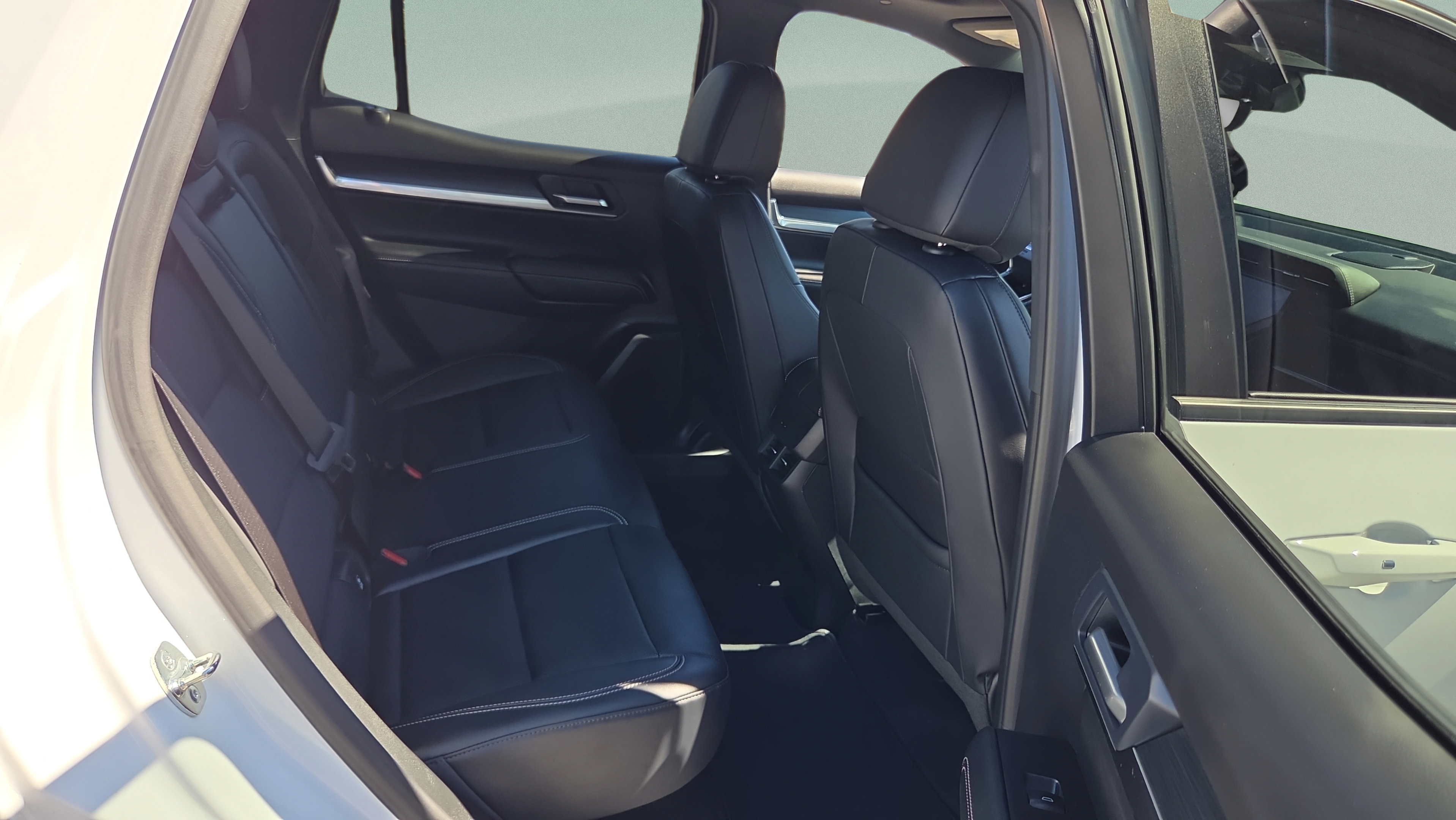 Used 2026 GMC Terrain Elevation w/ Elevation Premium Package AWD/4WD image 14
