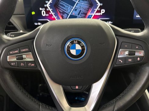 Certified 2023 BMW i4 eDrive35 w/ Premium Package RWD image 17