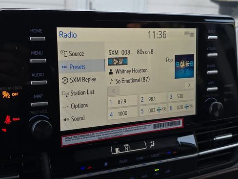 Used 2024 Toyota Sienna LE image 21