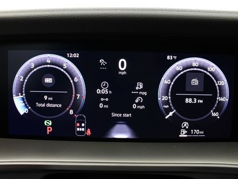 New 2026 Volkswagen Tiguan SE R-Line FWD image 10