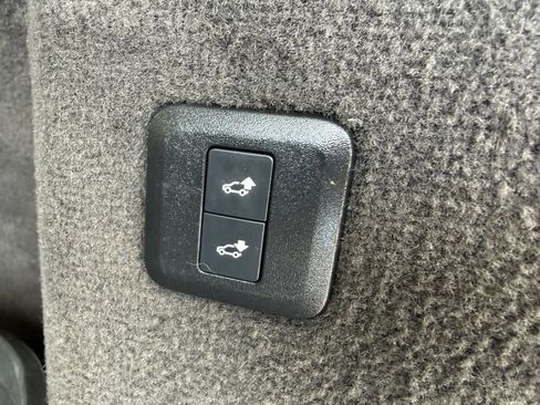 Used 2019 Land Rover Range Rover Sport HSE AWD/4WD image 45