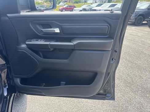 New 2026 RAM 1500 Express AWD/4WD image 9