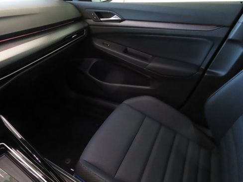 New 2026 Volkswagen Golf image 19