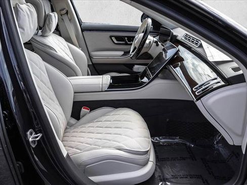 New 2026 Mercedes-Benz S 580 4MATIC Sedan image 24