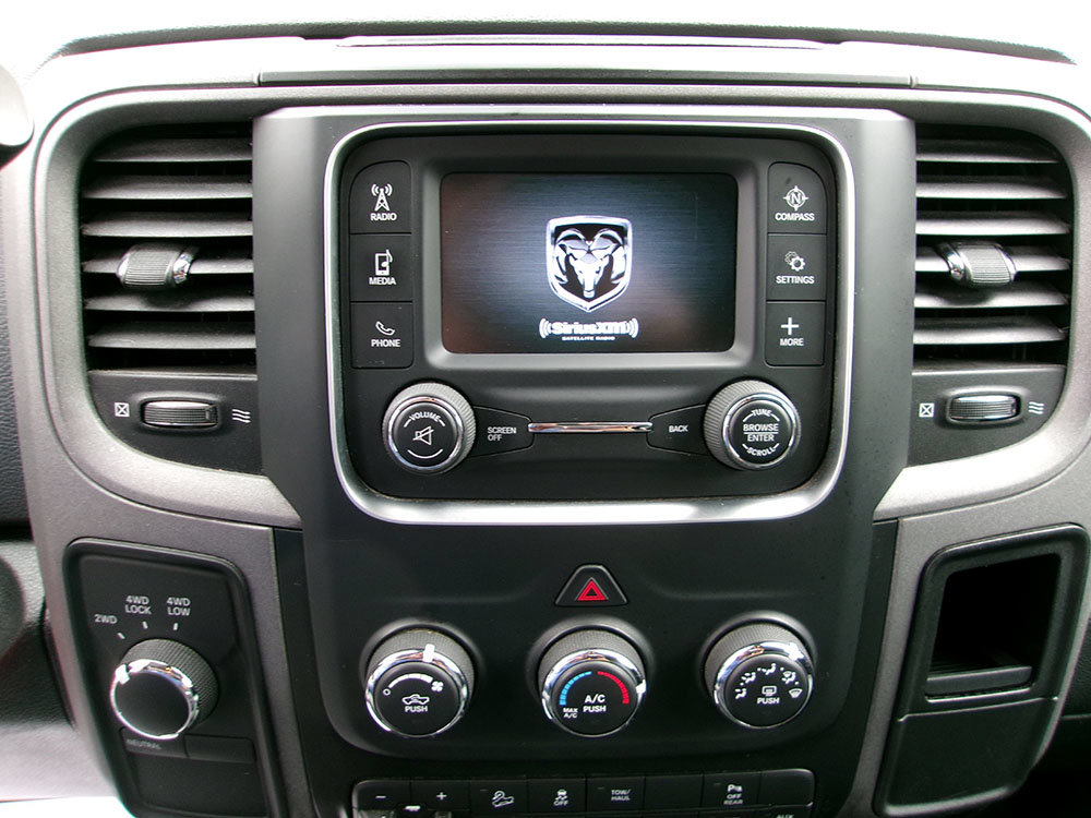 Used 2017 RAM 2500 Tradesman w/ Chrome Appearance Group AWD/4WD image 19