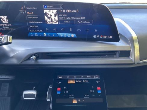 Certified 2026 Cadillac Vistiq Platinum w/ LPO, Floor Liner Package AWD/4WD image 22