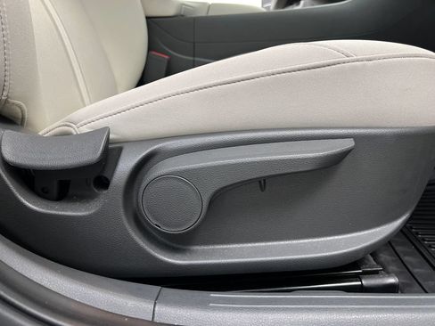 Used 2025 Hyundai Sonata SEL FWD image 26