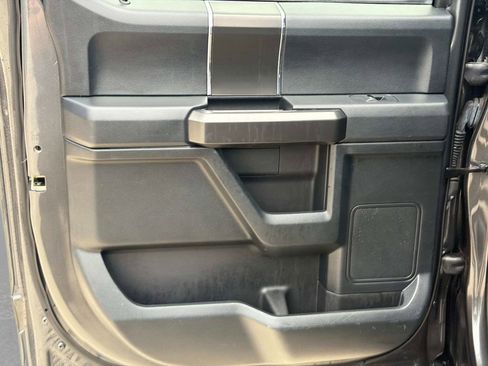 Used 2020 Ford F150 XLT w/ Equipment Group 302A Luxury AWD/4WD image 13