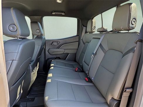 New 2026 Chevrolet Colorado ZR2 w/ Off-Road Front Bumper Package image 13