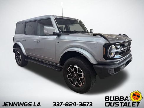 Used 2024 Ford Bronco Outer Banks AWD/4WD image 6