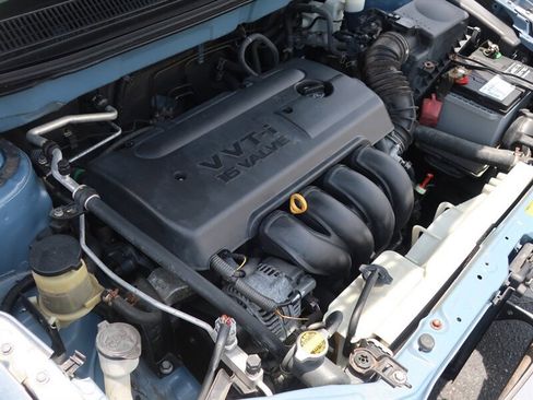 Used 2006 Toyota Matrix XR FWD image 35