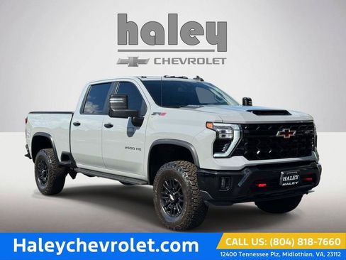 Used 2024 Chevrolet Silverado 2500 ZR2 AWD/4WD image 1