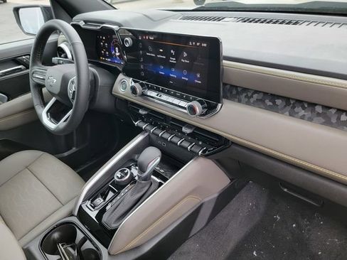 New 2026 Chevrolet Colorado ZR2 AWD/4WD image 17