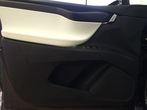 Used 2021 Tesla Model X Performance AWD/4WD image 15