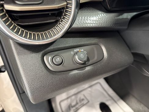 New 2026 Chevrolet Trax ACTIV FWD image 10