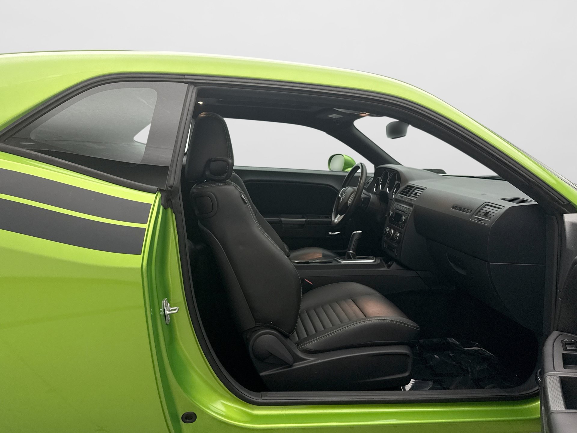 Used 2011 Dodge Challenger R/T RWD image 15