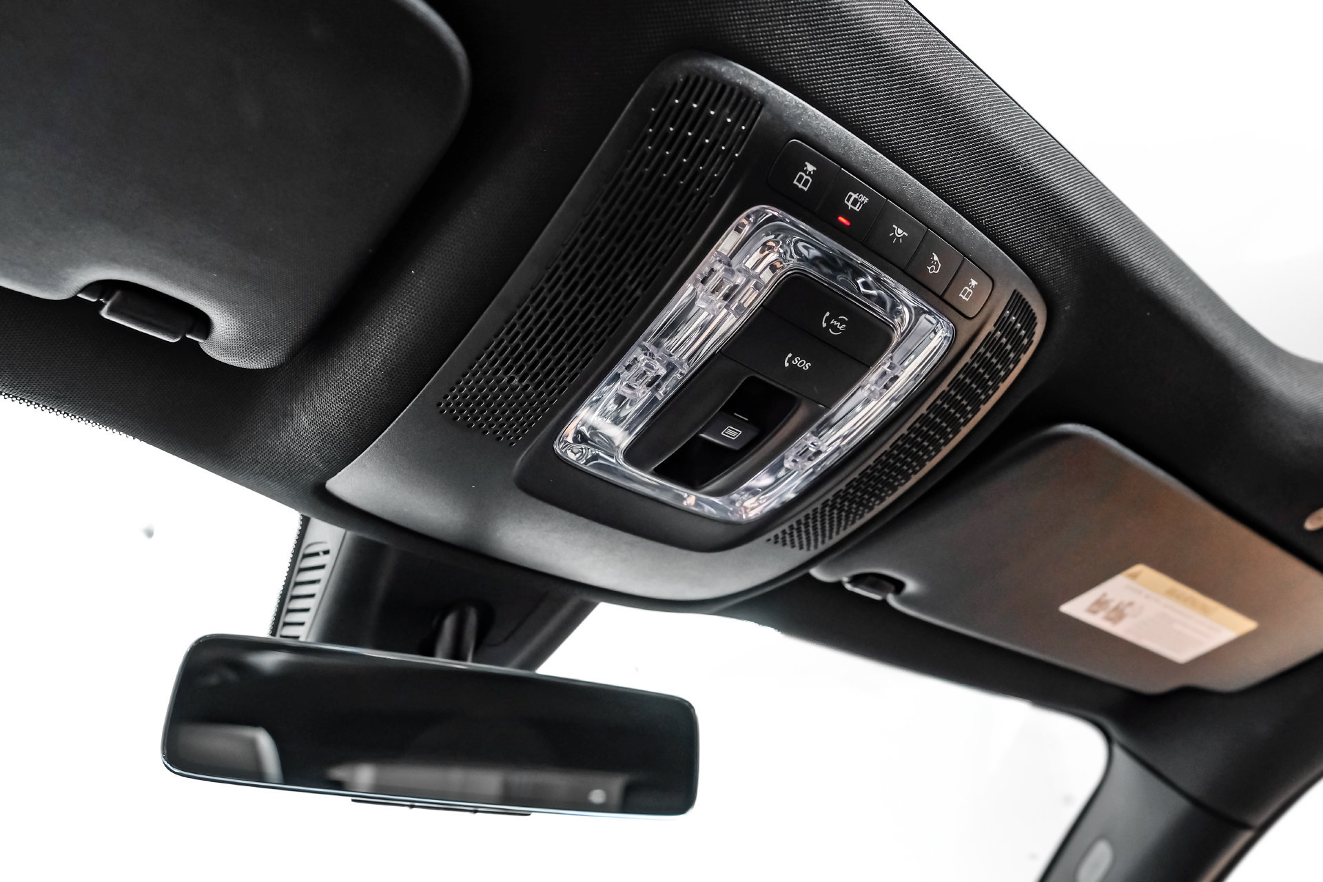 Used 2023 Mercedes-Benz GLB 250 w/ Premium Package image 33