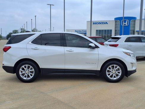 Used 2020 Chevrolet Equinox LT FWD image 8