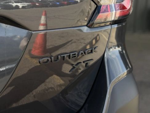 Used 2022 Subaru Outback Onyx Edition XT AWD/4WD image 41