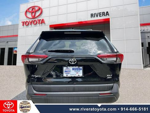 Used 2023 Toyota RAV4 XLE w/ Convenience Package AWD/4WD image 6