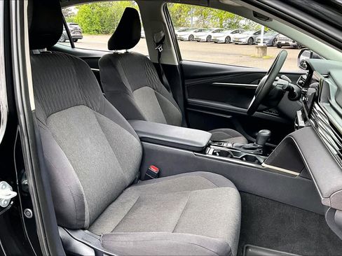 Certified 2025 Toyota Camry LE image 8