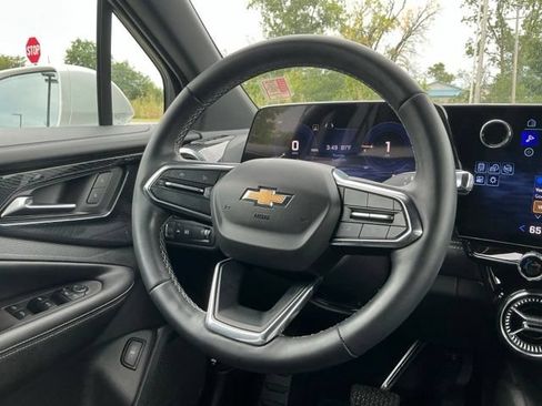 Used 2024 Chevrolet Blazer EV LT AWD/4WD image 22