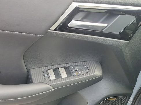 New 2026 Mitsubishi Outlander SE image 24