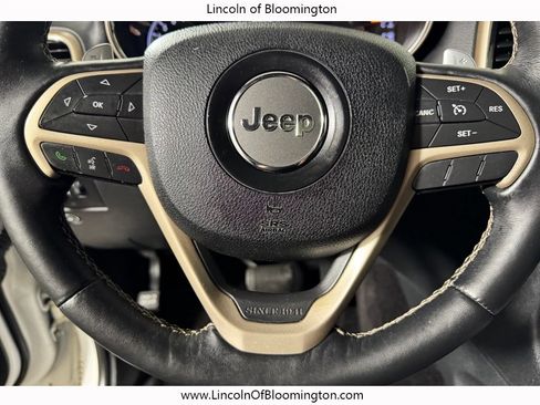Used 2017 Jeep Grand Cherokee Limited w/ Luxury Group II AWD/4WD image 19
