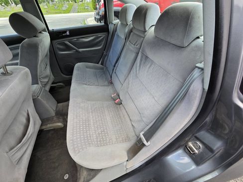Used 2003 Volkswagen Passat GL image 16