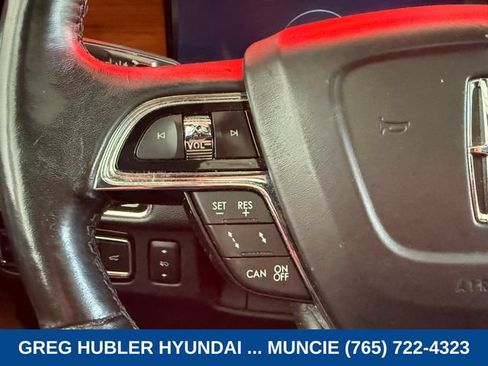 Used 2019 Lincoln Navigator Reserve w/ Cargo Package AWD/4WD image 17