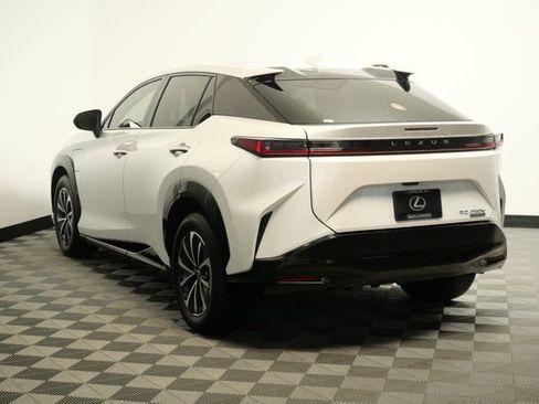 Certified 2023 Lexus RZ 450e Premium w/ Technology Package AWD/4WD image 6