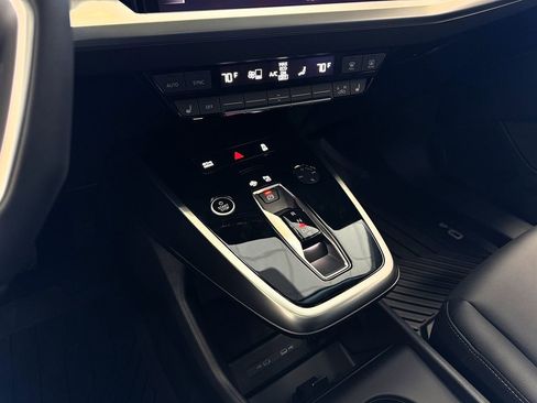 Used 2024 Audi Q4 e-tron Premium Plus w/ Premium Plus image 33