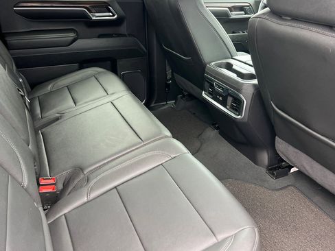 Used 2024 GMC Sierra 1500 SLT w/ SLT Premium Plus Package image 18