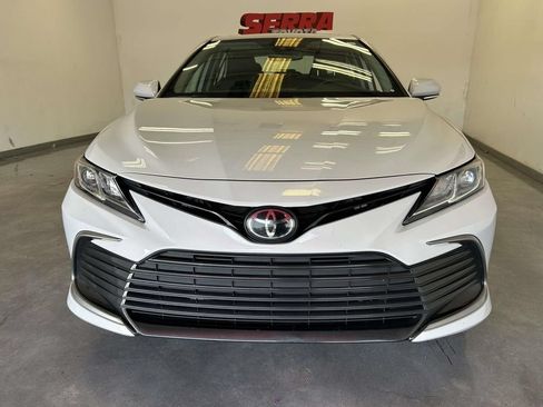 Used 2024 Toyota Camry LE w/ Convenience Package FWD image 8