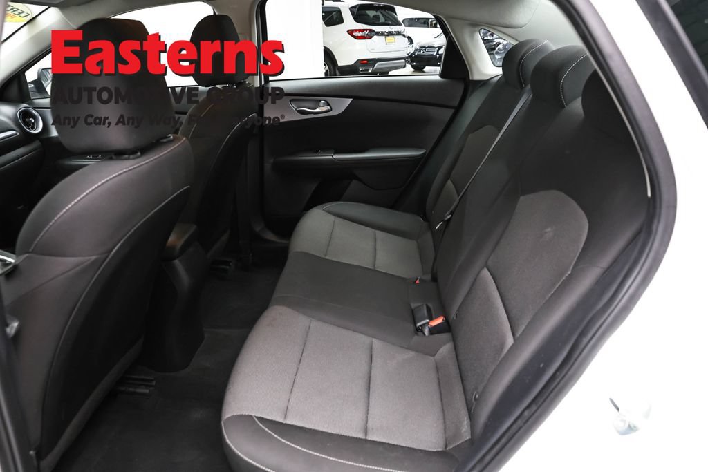 Used 2023 Kia Forte LXS FWD image 21