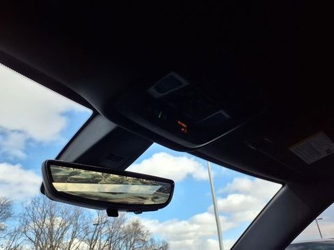 Used 2024 Chevrolet Traverse Premier w/ Redline Edition image 22