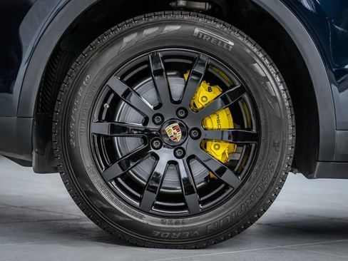 Used 2019 Porsche Cayenne image 13