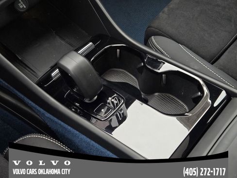 Certified 2023 Volvo C40 P8 Recharge Ultimate image 19