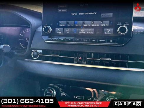 Used 2023 Mitsubishi Outlander SE Black Edition image 16