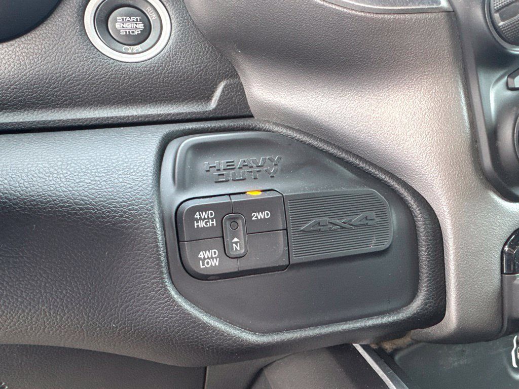 Used 2024 RAM 3500 Big Horn AWD/4WD image 24