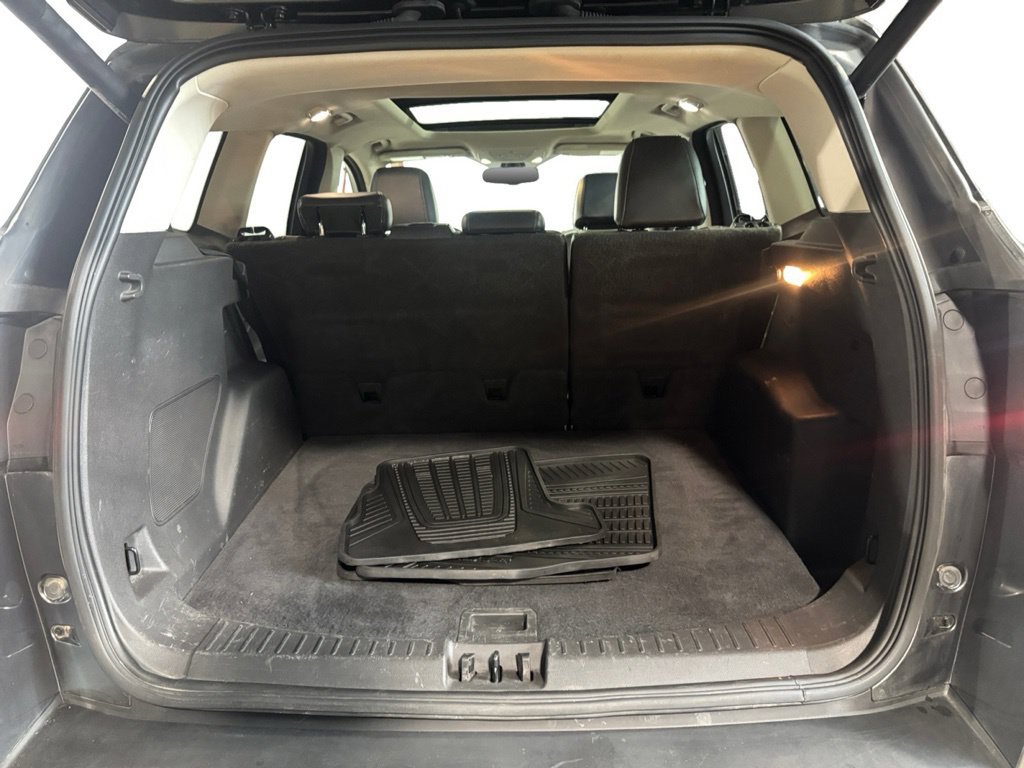 Used 2017 Ford Escape Titanium AWD/4WD image 22