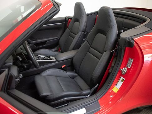 Certified 2023 Porsche 911 Carrera RWD image 5