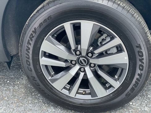 Certified 2024 Nissan Pathfinder SL AWD/4WD image 29
