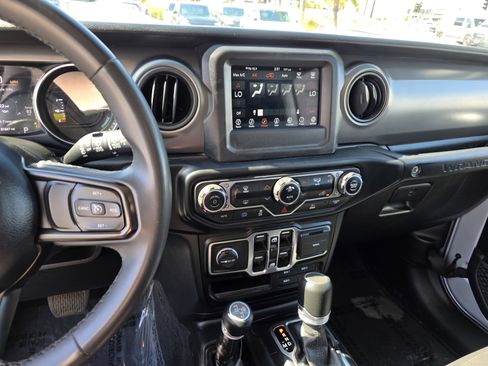 Certified 2023 Jeep Wrangler Unlimited image 14