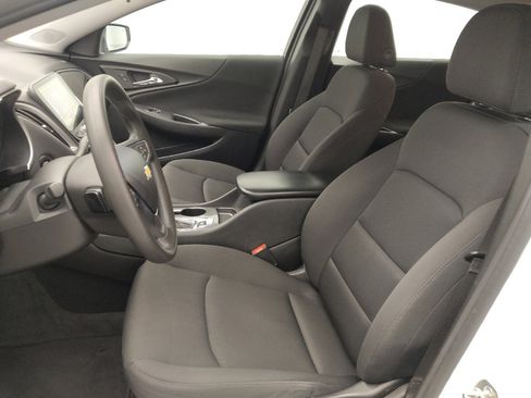 Used 2024 Chevrolet Malibu LS FWD image 17