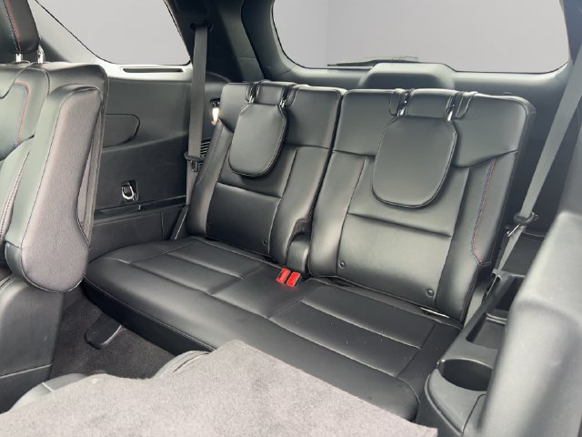 Used 2023 Ford Explorer ST w/ Technology Package AWD/4WD image 18