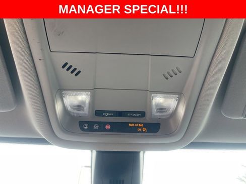 Used 2023 GMC Acadia SLE w/ Driver Convenience Package FWD image 35