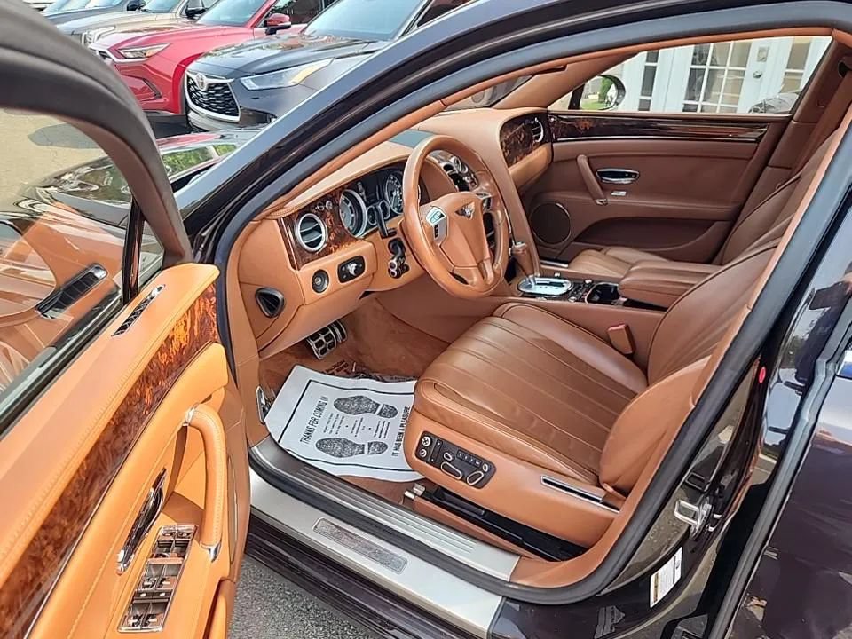 Used 2014 Bentley Flying Spur W12 AWD/4WD image 4