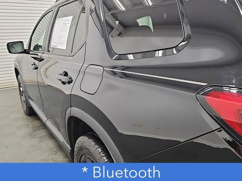 Used 2025 Honda Pilot TrailSport image 7